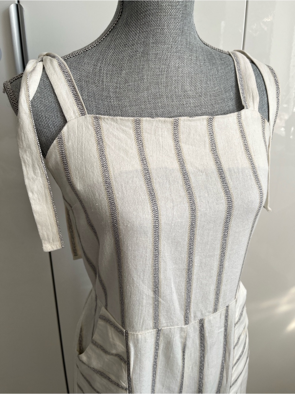 MONTEAU NWOT Women's Cream Linen Striped Tie-Shoulder Jumpsuit, Size L - Picture 2 of 9